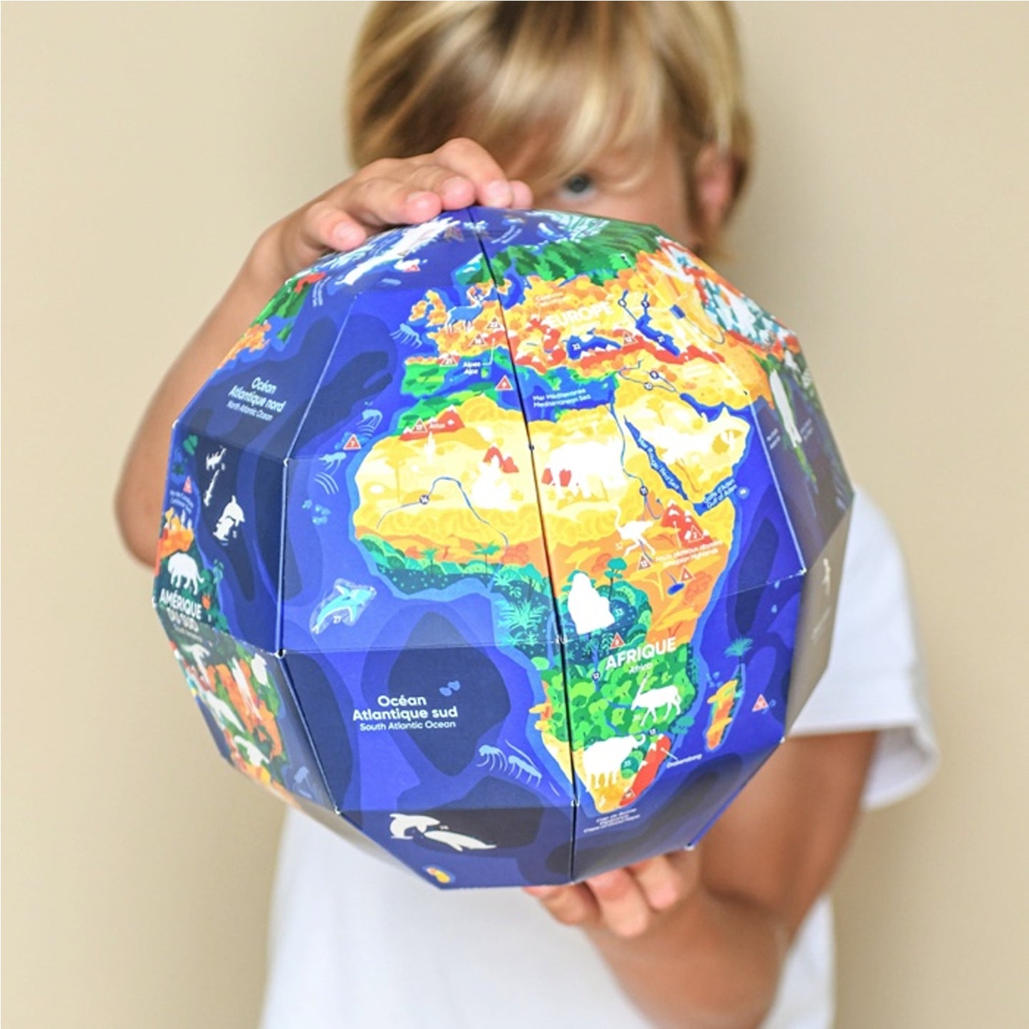 Globe 3D à construire Notre planète