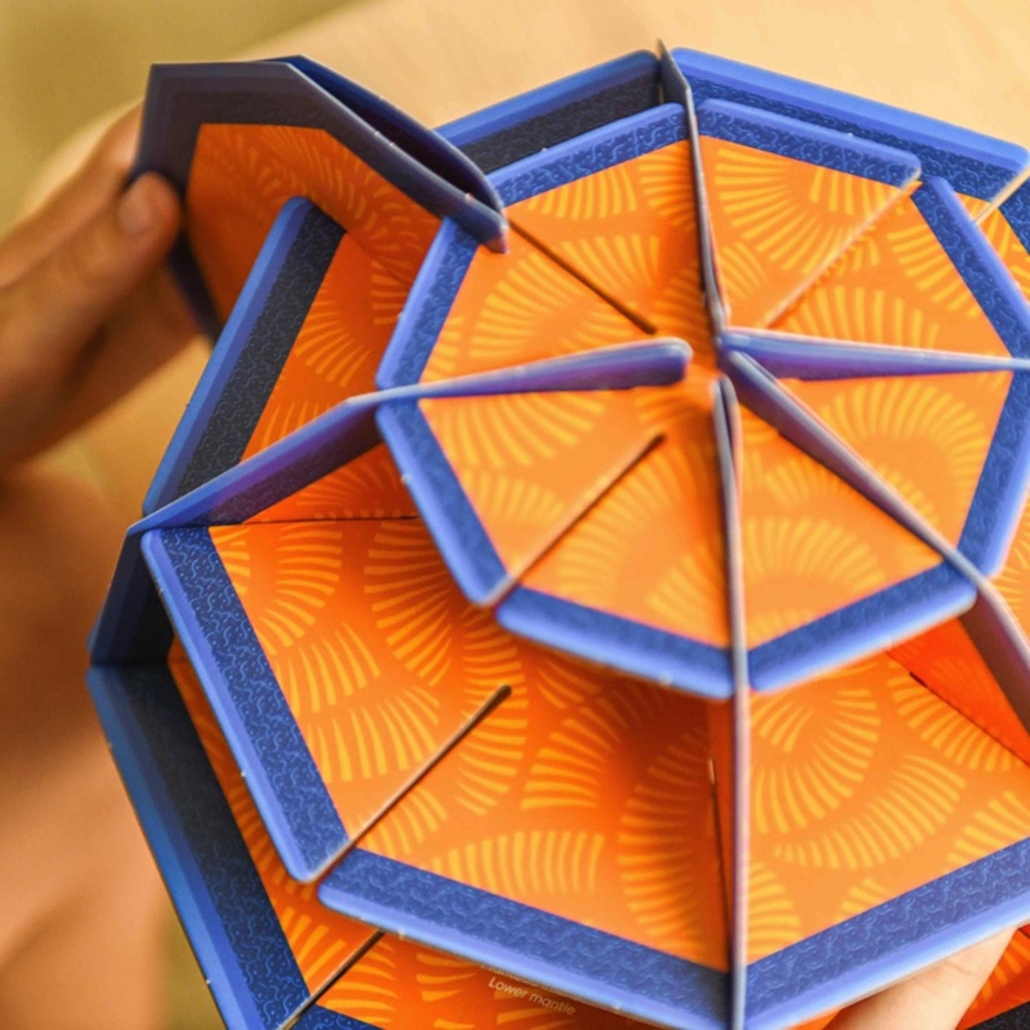 Globe 3D à construire Notre planète