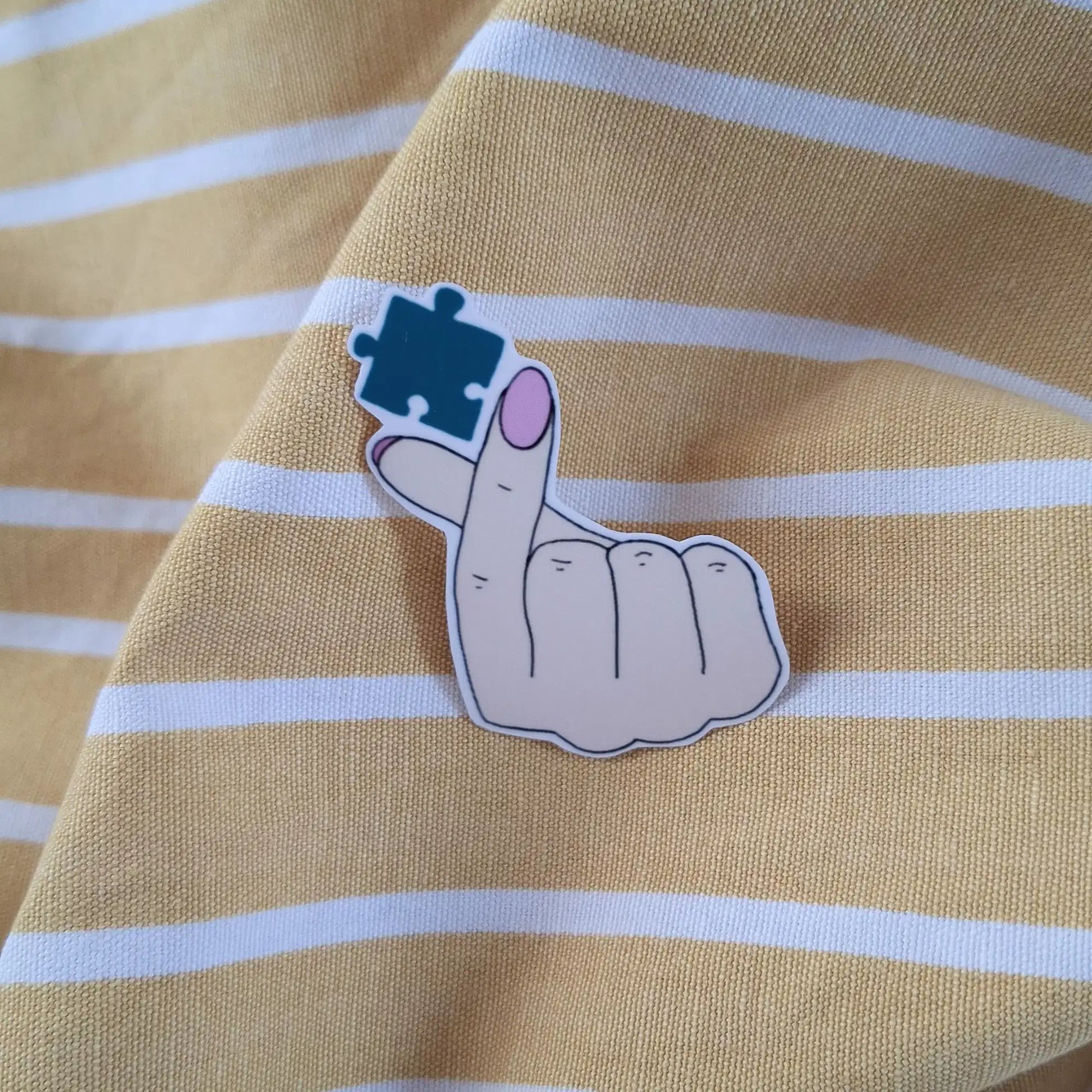 sticker coeur doigt main puzzle